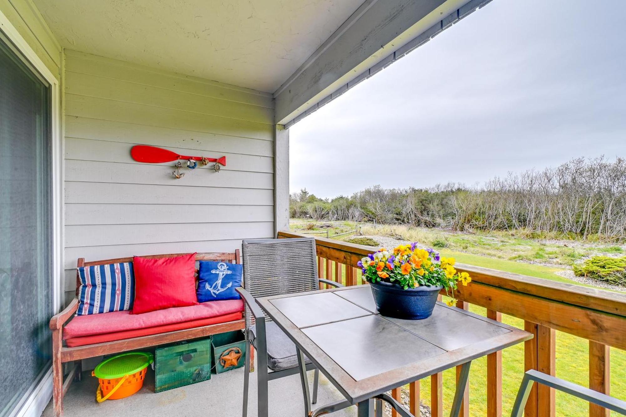 Ocean Shores Condo With Balcony Less Than 1 Mi To Beach! Екстериор снимка