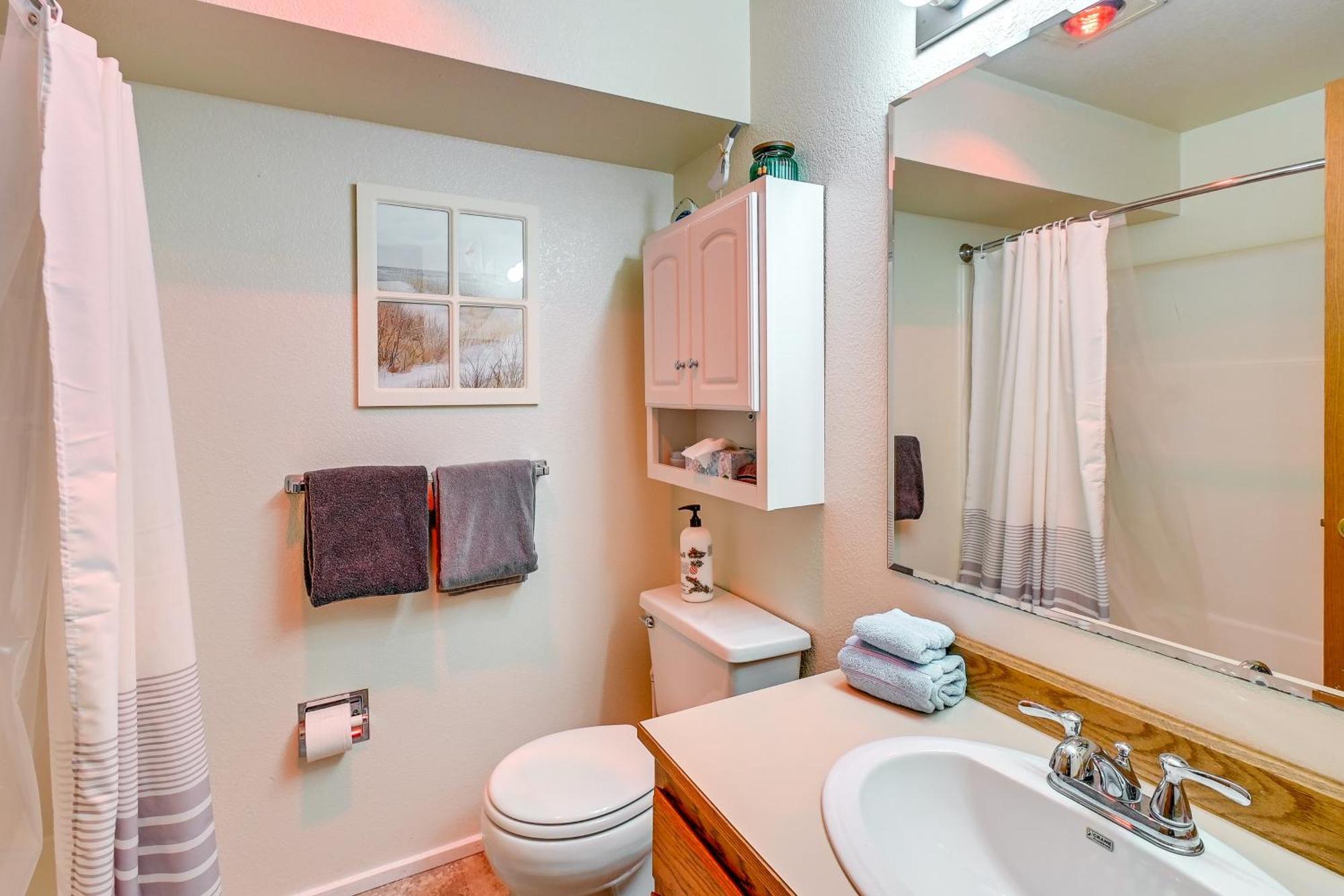 Ocean Shores Condo With Balcony Less Than 1 Mi To Beach! Екстериор снимка